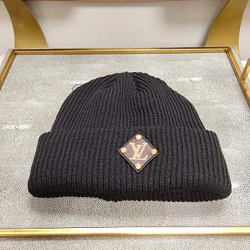 Louis Vuitton Beanie Hat Black - M76707 - 9.8 x 9.8 inches