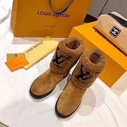 Louis Vuitton Snow Boots Brown Suede and Giant Monogram Shearling - 3