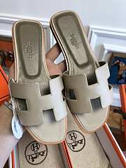 Hermes Oran Sandal Beige - 3