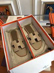 Hermes Oran Sandal Beige - 5