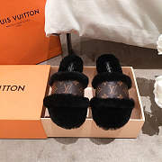 Louis Vuitton Lock It Flat Mules Slipper - 1A8770 - Black - 1