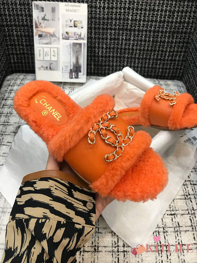 Chanel Slipper Orange - 1