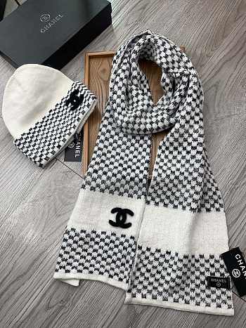 Chanel Knit Hat & Scarf Set White 