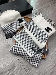 Chanel Knit Hat & Scarf Set White  - 6