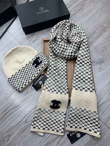 Chanel Knit Hat & Scarf Set Beige 