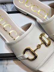 Gucci Women's slide sandal with Horsebit White Leather  - 4