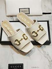 Gucci Women's slide sandal with Horsebit White Leather  - 3