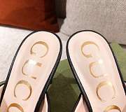 Gucci Women's slide sandal with Chain Black Leather - 3