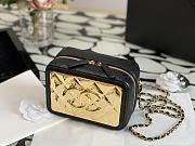 Chanel 21K Small Vanity Case leather handle black – 99105 – 15x11x6.5cm - 3