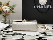 Chanel 21K Portable Mirror Box Bag White – 99105 – 12x5x17cm - 5