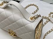 Chanel 21K Portable Mirror Box Bag White – 99105 – 12x5x17cm - 3