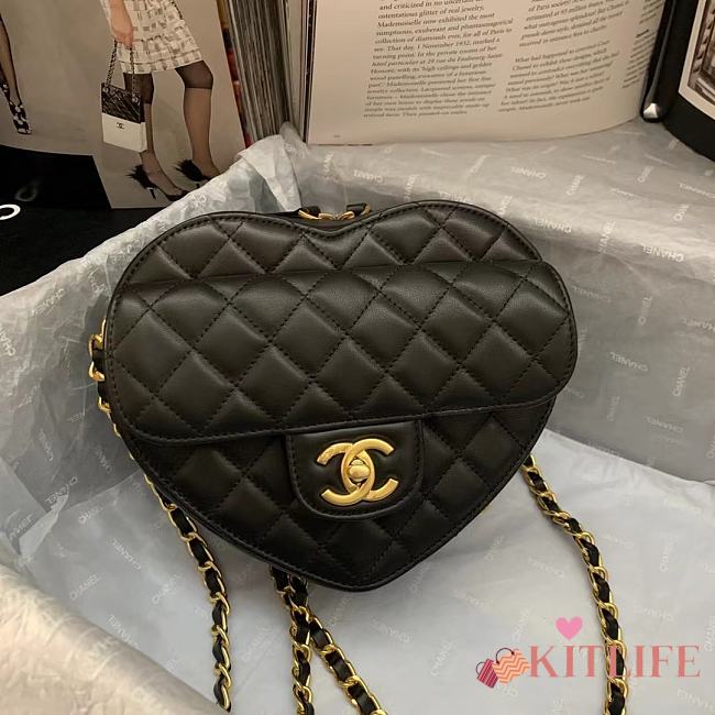 Chanel Vintage Heart Flap Bag Lambskin Black – AS2060 - 20×17×6.5 - 1