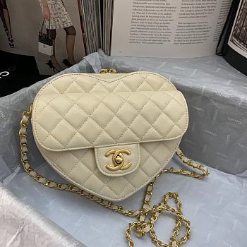 Chanel Vintage Heart Flap Bag Lambskin White – AS2060 - 20×17×6.5