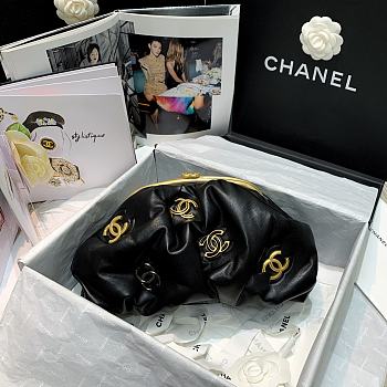 Chanel Retro Cloud Bag Black – AS2137 – 16x27.5x14cm