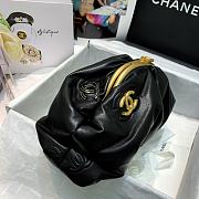 Chanel Retro Cloud Bag Black – AS2137 – 16x27.5x14cm - 2