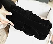 Chanel Cruise Badge Cloud Velvet Farbic Bag Black – AS2137 – 16x27.5x14cm - 2