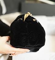 Chanel Cruise Badge Cloud Velvet Farbic Bag Black – AS2137 – 16x27.5x14cm - 6