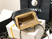 Chanel Chain Black Gold Box Bag – 15x22x9cm - 4