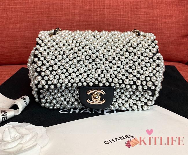 Chanel Mini Pearl Flap Bag – 20 x 15 x 6 cm - 1