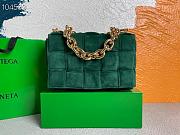 Bottega Veneta Chain Cassette Green – 44048 – 26x18x8cm - 1