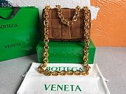 Bottega Veneta Chain Cassette Brown – 44048 – 26x18x8cm - 1