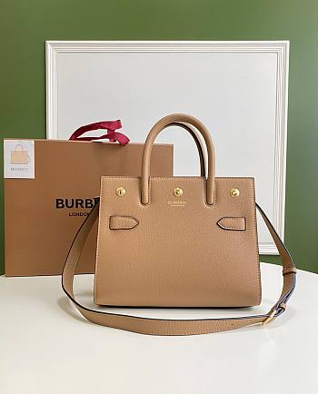 Burberry Title-Tyler Handbag grained leather Beige – 26x13.5x20cm