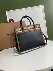 Burberry Title-Tyler Handbag Smooth Two-Tone Calfskin Leather Black - 32x15x25cm - 3