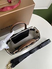 Burberry Belt Bag Three Tones Of Soft Leather  - 21.5 X 12 X 19cm - 5