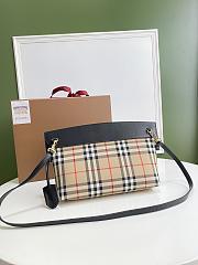 Burberry Society-Cerdy Clutch Bag Two-Tone Leather Black - 31 x 7 x 18cm - 4