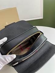 Burberry Buckle Bag Grain Leather Black – 6102 - 21x7.5x17cm - 6