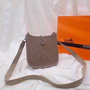 Hermes Evelyn Light Gray Hand-sewn - 17cm - 1