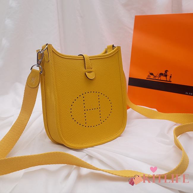 Hermes Evelyn Yellow Hand-sewn - 17cm - 1