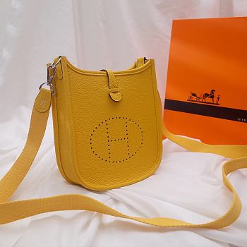 Hermes Evelyn Yellow Hand-sewn - 17cm