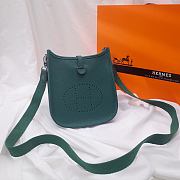 Hermes Evelyn Malachite Green Hand-sewn - 17cm - 1