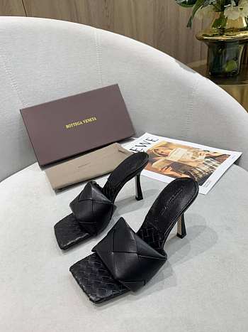 Bottega Veneta Intrecciato Mule Sandals Nero Black