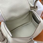 Hermes Mini Lindy White Bag Silver Buckle – 19x12.5x9cm - 2