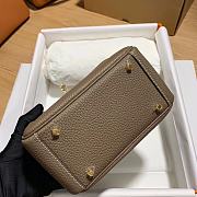 Hermes Mini Lindy Elephant Grey Bag Gold Buckle – 19x12.5x9cm - 3