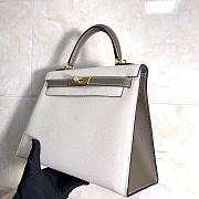 Hermes Kelly Epsom Leather White/Elephant Gray Brushed Gold Buckle, Hand-Sewn With Wax Thread - 25cm - 4