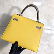 Hermes Kelly Epsom Leather Amber Yellow/Elephant Gray Brushed Gold Buckle, Hand-Sewn With Wax Thread - 25cm - 2