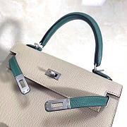 Hermes Kelly Epsom Leather Malachite Green/ Windbreaker Gray Brushed Gold Buckle, Hand-Sewn With Wax Thread - 25cm - 5