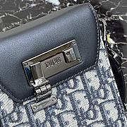 Kitlife Dior Vertical Lock Handbag Blue Denim Jacquard Fabric – 11 x 19 x 3 cm - 6
