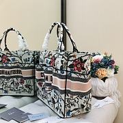 Kitlife Dior Book Tote Flower Embroidery – 9028 - 42x30x17cm - 6