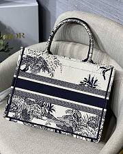 Kitlife Dior Book Tote Iru Flower  Embroidery - M1286 - 36.5x28x14cm - 3