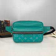 Kitlife Louis Vuitton Outdoor Bumbag Green - M30430 – 21x17x5cm - 1