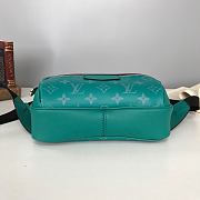 Kitlife Louis Vuitton Outdoor Bumbag Green - M30430 – 21x17x5cm - 5
