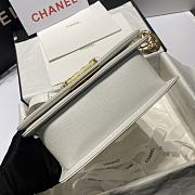 Kitlife Chanel White Caviar Grain Calfskin Gold Hardware – 67086 - 20cm - 2