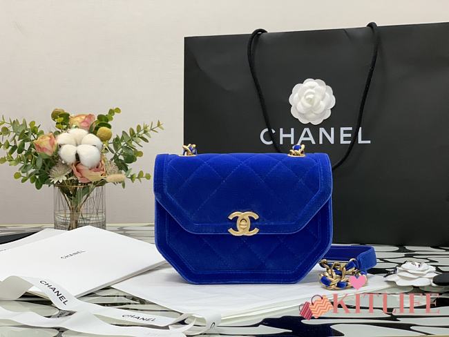 Kitlife Chanel Velvet Retro Saddle Horizontal Blue – 99109 - 19x15x6cm - 1