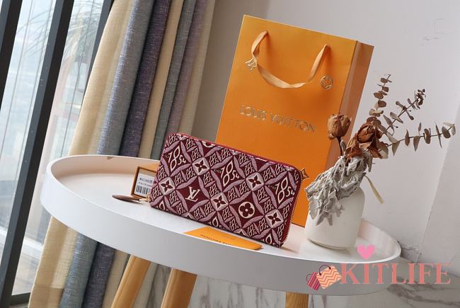 Kitlife Louis Vuitton Zippy Wallet Monogram Flowers Red – M69994 - 19x10 cm - 1