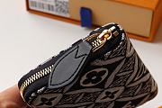 Kitlife Louis Vuitton Zippy Coin Purse Monogram Flowers Black – M69997 - 11 x 8.5 x 2 cm - 3