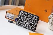 Kitlife Louis Vuitton Zippy Coin Purse Monogram Flowers Black – M69997 - 11 x 8.5 x 2 cm - 2